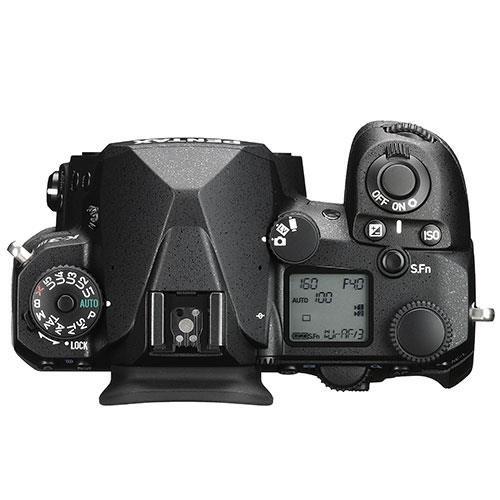 K-3 Mark III Digital SLR with 18-135mm F3.5-5.6 WR Lens Product Image (Secondary Image 3)