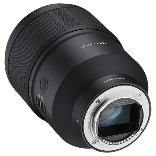 AF 135mm F1.8 Lens - Sony E-Mount Product Image (Secondary Image 3)