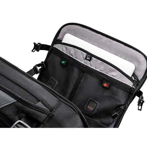 Veo Select 55BT Roller Case in Black Product Image (Secondary Image 6)